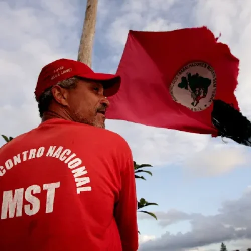 Vale S.A. publica edital judicial de reintegração de posse da Fazenda Santa Marta, em Água Azul do Norte (PA)